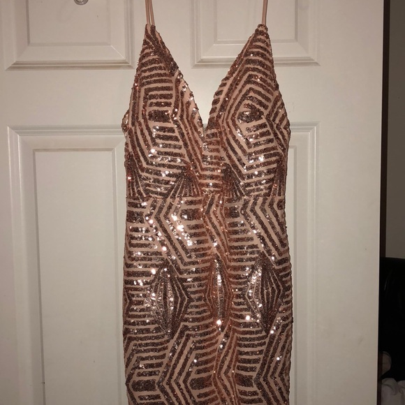 Prom - Picture 2 of 4